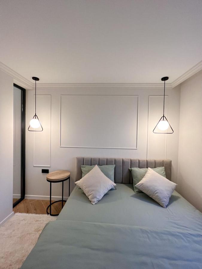 Renthouse Apartments Neoclassic Chişinǎu Buitenkant foto
