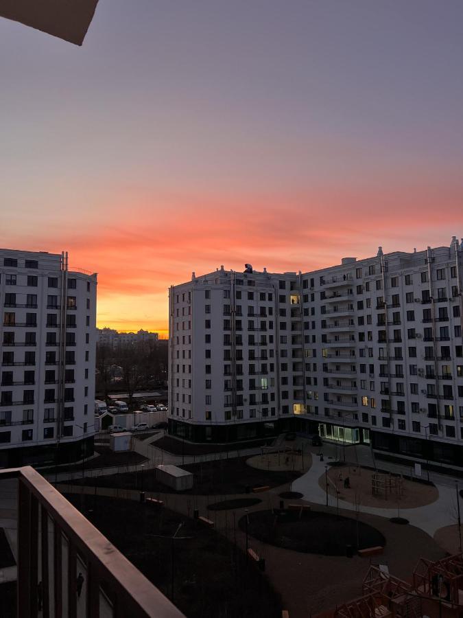 Renthouse Apartments Neoclassic Chişinǎu Buitenkant foto